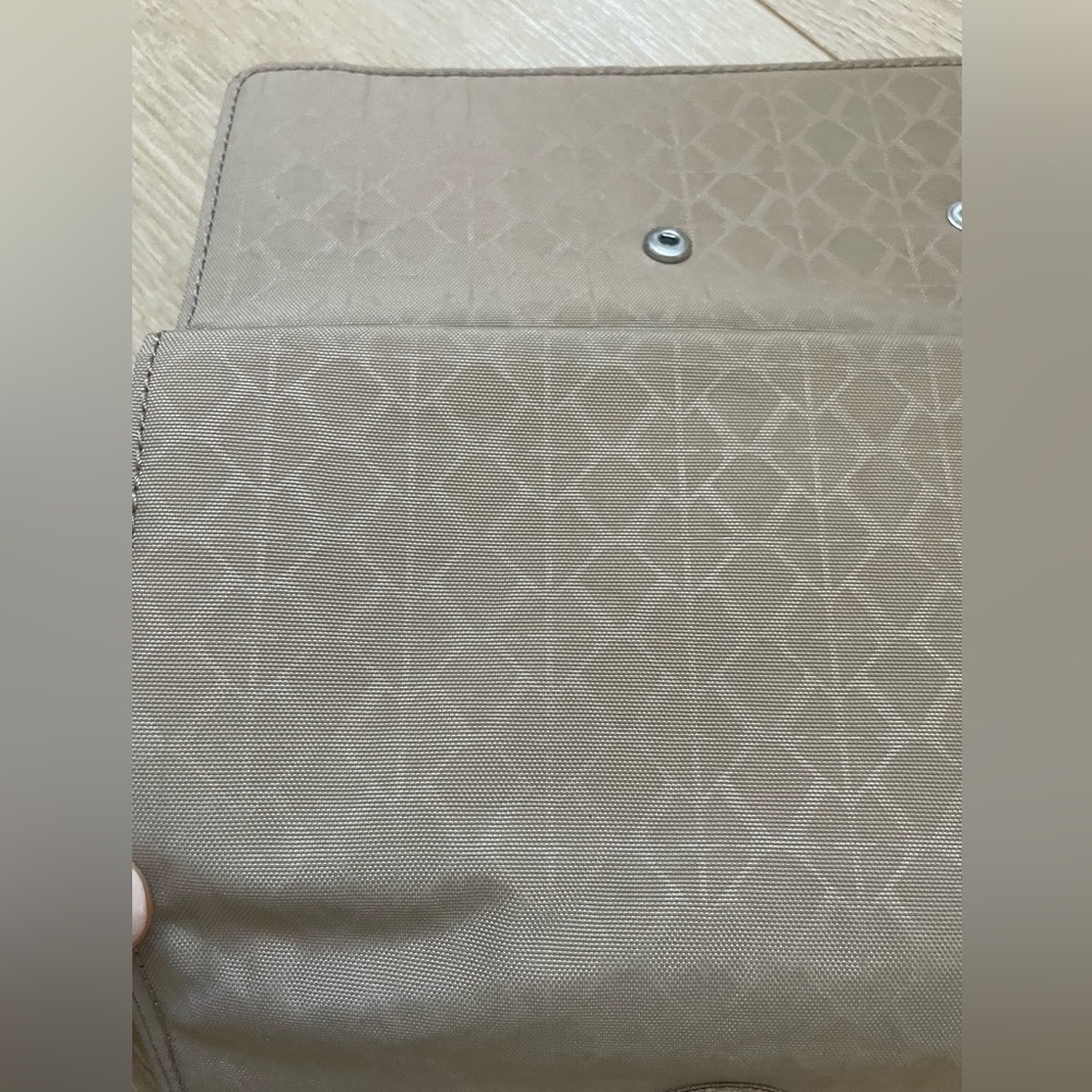 Kipling Wallet 🐒🩶 - Picture 6 of 11
